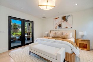 Single Family Residence, Vintners court, Napa, CA 94559 - 17