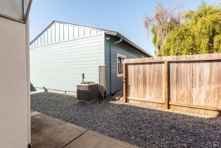 Residential Income, 557 Powell avenue, Healdsburg, CA 95448 - 55