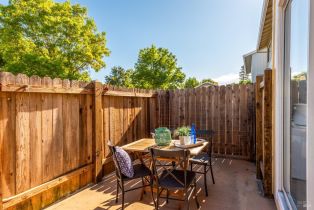 Condominium, Oak street, Calistoga, CA 94515 - 17