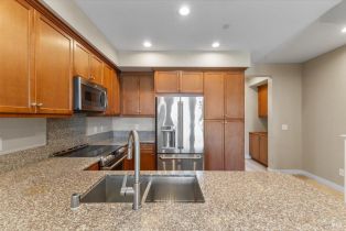 Condominium, Johnson street, Windsor, CA 95492 - 14
