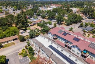 Condominium, Johnson street, Windsor, CA 95492 - 31