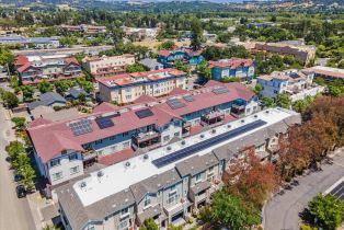 Condominium, Johnson street, Windsor, CA 95492 - 32