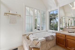 Single Family Residence, Balverne lane, Windsor, CA 95492 - 26