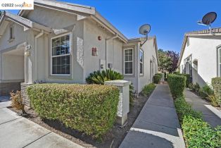 Single Family Residence, 1430 Kent pl, Brentwood, CA 94513 - 4