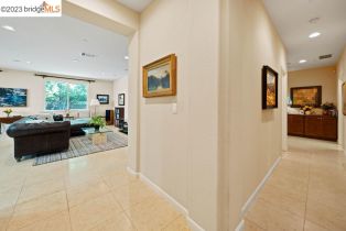 Single Family Residence, 1692 Oakville, Brentwood, CA 94513 - 10