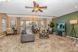Single Family Residence, 27 Briarwood Ct ct, Brentwood, CA 94513 - 14