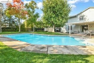 Single Family Residence, 27 Briarwood Ct ct, Brentwood, CA 94513 - 33