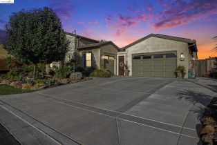 Single Family Residence, 1990 Angels Share Ct ct, Brentwood, CA 94513 - 4