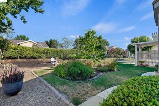 Single Family Residence, 1901 Cellini Ter ter, Brentwood, CA 94513 - 30