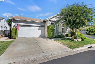 Single Family Residence, 1901 Cellini Ter ter, Brentwood, CA 94513 - 4