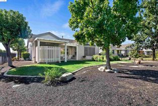 Single Family Residence, 1901 Cellini Ter, Brentwood, CA  Brentwood, CA 94513