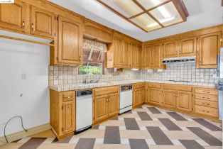 Single Family Residence, 11081 BRENTWOOD blvd, Brentwood, CA 94513 - 56