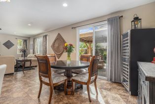 Single Family Residence, 698 Monte Verde Ln ln, Brentwood, CA 94513 - 20