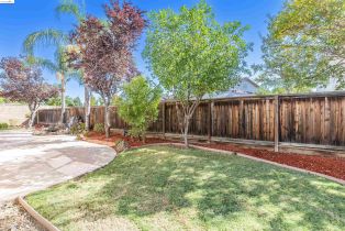 Single Family Residence, 2308 WINDY SPRINGS LANE ln, Brentwood, CA 94513 - 29