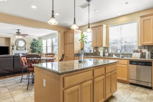 Single Family Residence, 2308 WINDY SPRINGS LANE ln, Brentwood, CA 94513 - 7