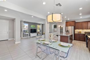 Single Family Residence, 2259 Acero Ct ct, Brentwood, CA 94513 - 12