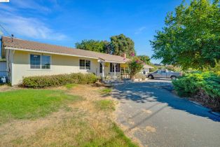 Single Family Residence, 8424 Lone Tree, Brentwood, CA 94513 - 7