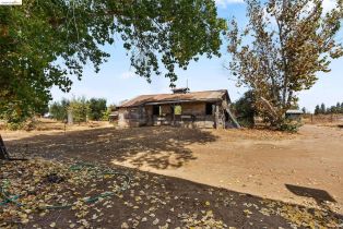 Single Family Residence, 22401 Marsh Creek Rd rd, Brentwood, CA 94513 - 36