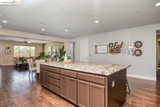 Single Family Residence, 2270 Malibu Ct ct, Brentwood, CA 94513 - 13