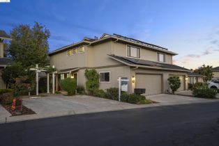 Condominium, 18967 Sara Park Cir, CA  , CA 95070