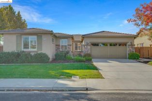 Single Family Residence, 1057 Coriander dr, Brentwood, CA 94513 - 2