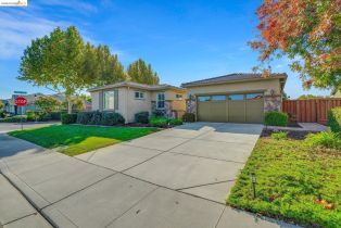 Single Family Residence, 1057 Coriander dr, Brentwood, CA 94513 - 4