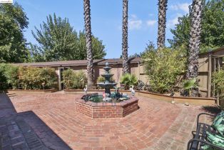 Single Family Residence, 735 Griffith ln, Brentwood, CA 94513 - 8