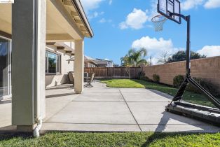 Single Family Residence, 386 Fletcher Ln ln, Brentwood, CA 94513 - 48