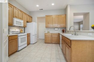 Single Family Residence, 441 Stephens Dr dr, Brentwood, CA 94513 - 8