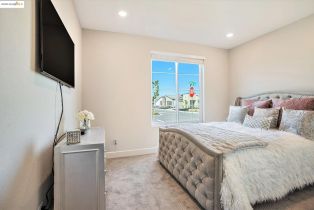 Single Family Residence, 102 Coral St st, Brentwood, CA 94513 - 10