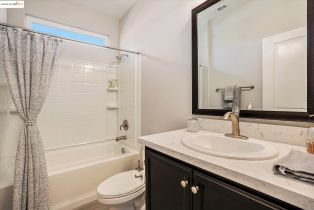 Single Family Residence, 102 Coral St st, Brentwood, CA 94513 - 14