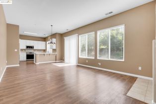 Single Family Residence, 904 INDEPENDENCE STREET st, Brentwood, CA 94513 - 11