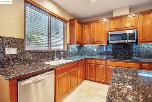 Single Family Residence, 370 Dante Ct ct, Brentwood, CA 94513 - 15