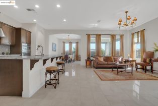 Single Family Residence, 1577 Chianti ln, Brentwood, CA 94513 - 12