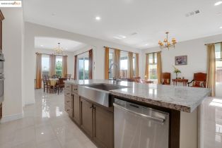 Single Family Residence, 1577 Chianti ln, Brentwood, CA 94513 - 8