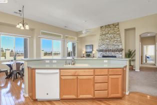 Single Family Residence, 1020 Bismarck Ter ter, Brentwood, CA 94513 - 16