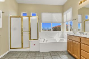 Single Family Residence, 1020 Bismarck Ter ter, Brentwood, CA 94513 - 27