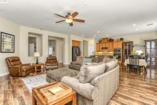 Single Family Residence, 2834 Hawthorn Ct ct, Brentwood, CA 94513 - 16