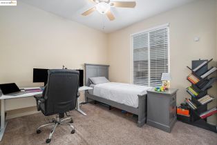 Single Family Residence, 1174 Tropicana Ln ln, Brentwood, CA 94513 - 16