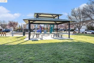 Single Family Residence, 1174 Tropicana Ln ln, Brentwood, CA 94513 - 34