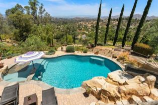 Single Family Residence, 12920 Glen Circle Road, Poway, CA 92064 - 57