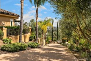 Single Family Residence, 12920 Glen Circle Road, Poway, CA 92064 - 6