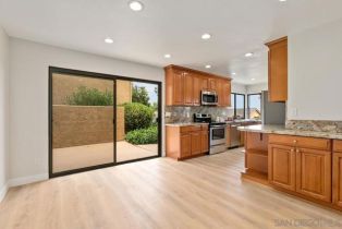 Condominium, 6509 Caminito Catalan, La Jolla, CA 92037 - 29