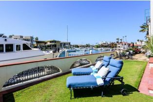 Single Family Residence, 2 Sandpiper Strand, Coronado, CA 92118 - 28