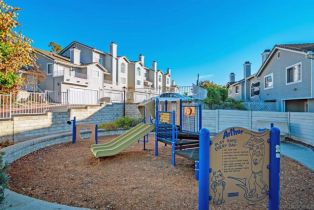 Condominium, 12885 Carriage Heights way, Poway, CA 92064 - 26