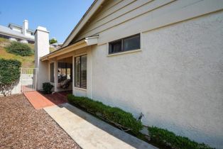 Single Family Residence, 3329 Vivienda cir, Carlsbad, CA 92009 - 26