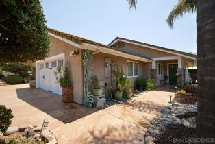 Single Family Residence, 2516 Aqua Hill rd, Fallbrook, CA 92028 - 4