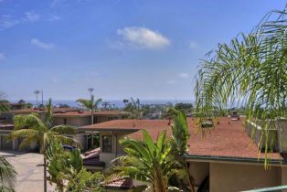 Condominium, 7157 Fay ave, La Jolla, CA 92037 - 32