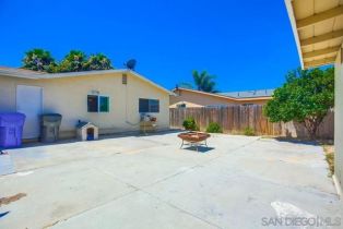 Single Family Residence, 302 Avenida Descanso, Oceanside, CA 92057 - 10