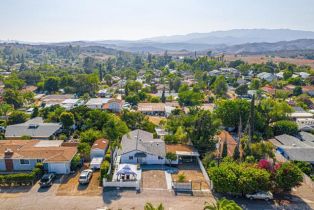 Single Family Residence, 930 Iowa, Fallbrook, CA 92028 - 6